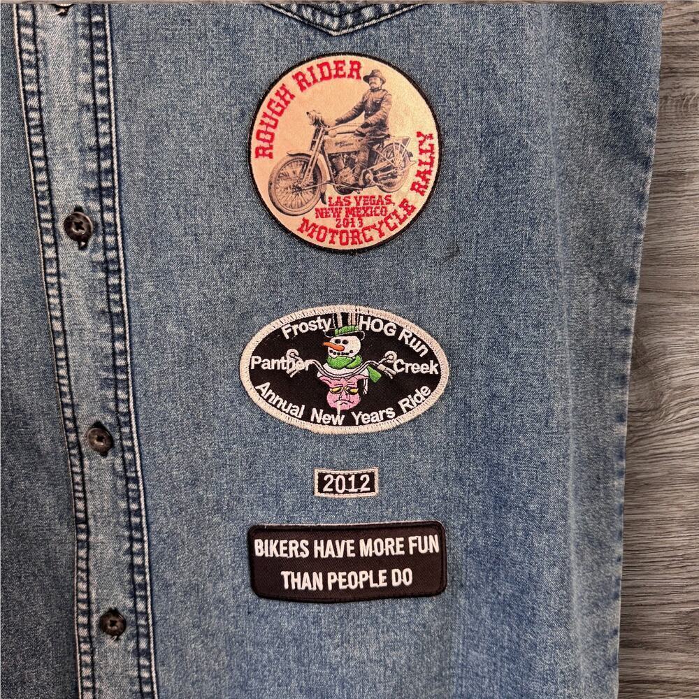 Vintage Harley Davidson Denim Vest w/ Various Biker Patches & Pins, Men's Medium - Picture 7 of 11